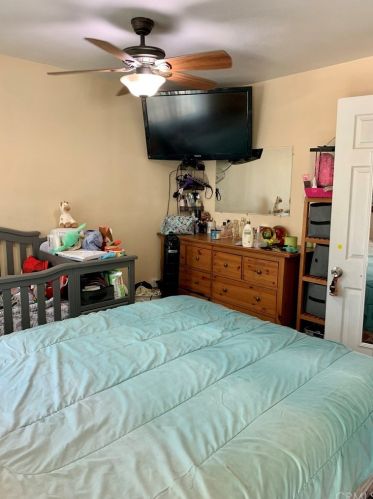 9611 Laurel St, Bellflower CA 90706-5614 exterior