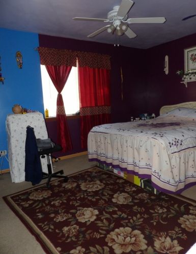 1303 Grand Ave, Waukegan IL 60085-2301 exterior