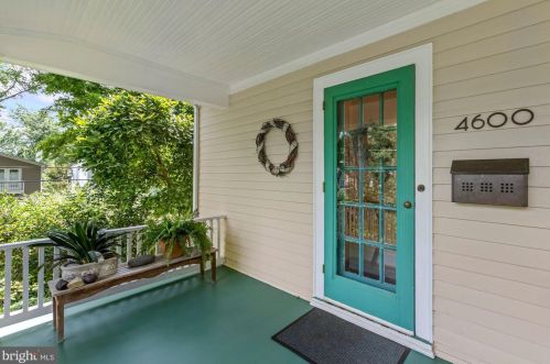 4600 Asbury Pl, Washington, DC 20016-4325