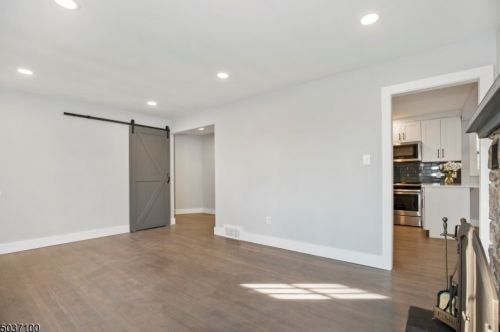 67 Shawnee Trl, Wharton NJ  07885-2925 exterior