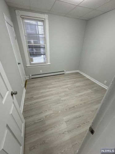 88 6 St, Paterson NJ 07522-1348 exterior