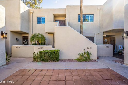 6231 30th Way, Phoenix AZ  85016-2212 exterior