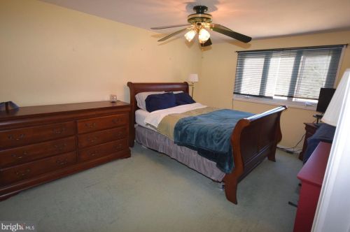 24 Abel Pl, Media PA 19063-5423 exterior