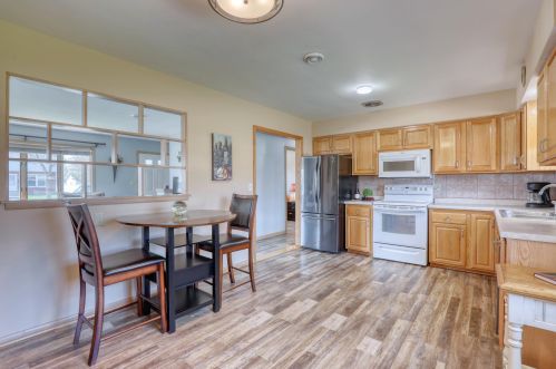 3766 88th St, Milwaukee WI  53222-2705 exterior