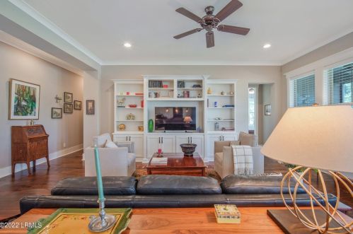 1 Calverton Pl, Bluffton SC 29910-7828 exterior