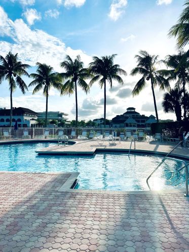 6663 Via Regina, Boca Raton FL 33433-3954 exterior