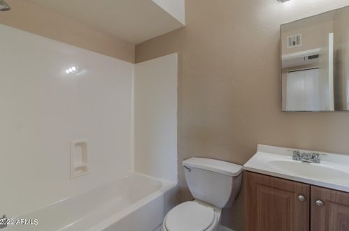 2126 Chambers St, Phoenix AZ 85040-9062 exterior