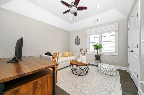 3753 Tripp Ave, Chicago IL 60803-1832 exterior