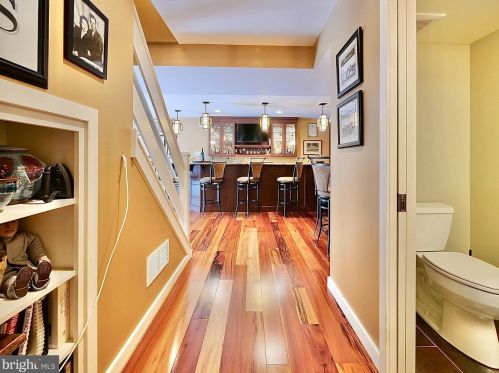 12 Michele Dr, Media PA 19063-1029 exterior