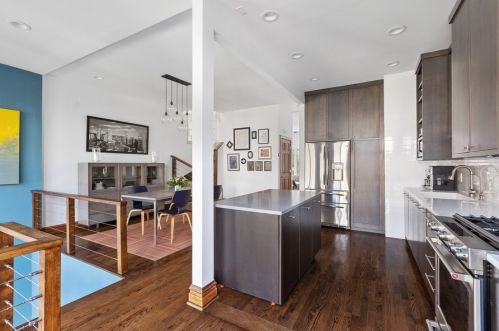 3711 Hermitage Ave, Chicago IL 60613-3509 exterior