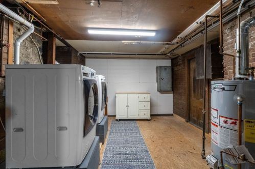 73 Fletcher St, Boston MA 02131-1918 exterior