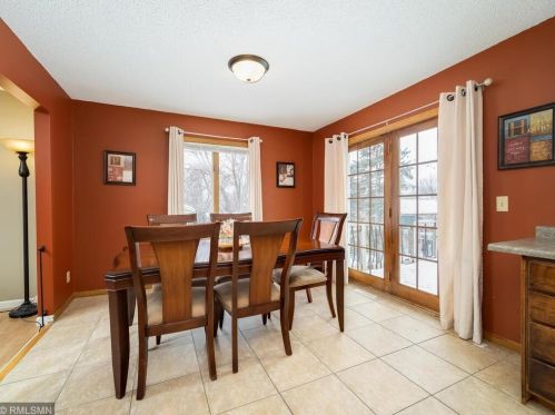 1889 Edgerton St, Saint Paul MN 55117-2447 exterior