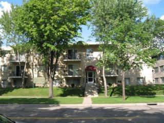 769 Como Ave, Saint Paul MN  55103-1471 exterior