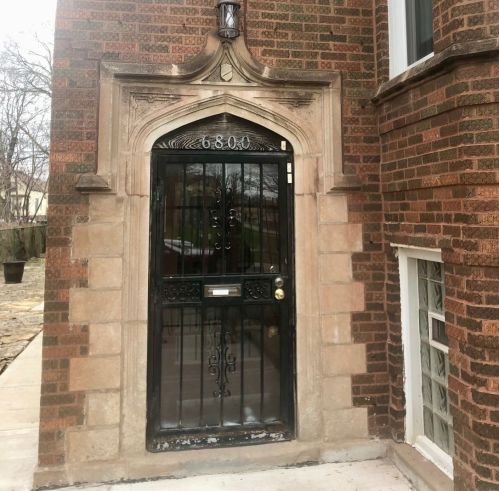 6800 Paulina St, Chicago, IL 60636-3309