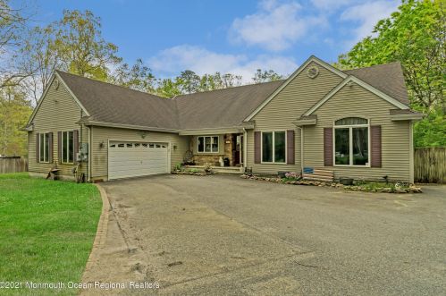 336 Clearstream Rd, Jackson Twp NJ  08527-2038 exterior