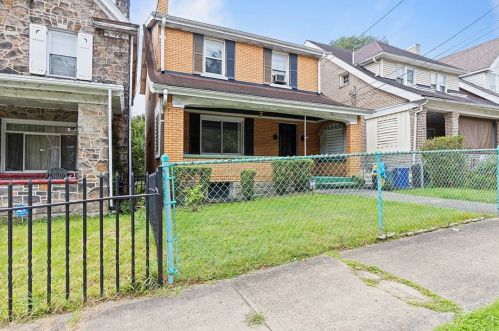 6914 Chaucer St, Pittsburgh, PA 15208-1105