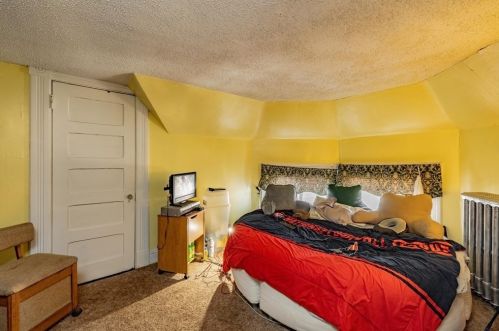 169 Westminster St, Springfield MA 01109-3923 exterior