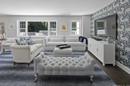 5 Mansfield Pl, Westport CT  06880-5045 exterior