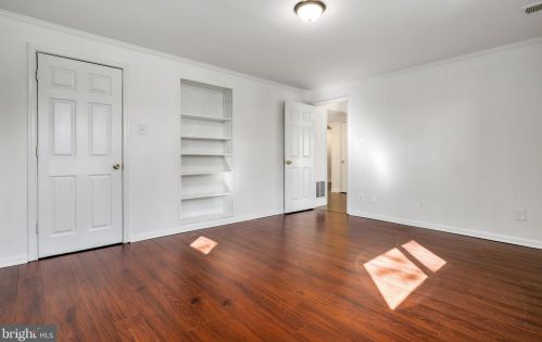 4216 Landgreen St, Rockville MD 20853-2731 exterior