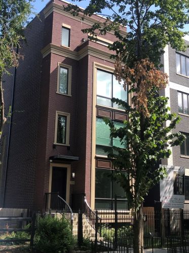 211 Hamilton Ave, Chicago, IL 60612-3006