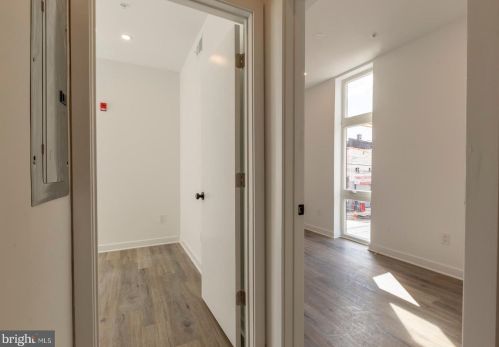 2062 2nd St, Philadelphia PA 19122-0033 exterior