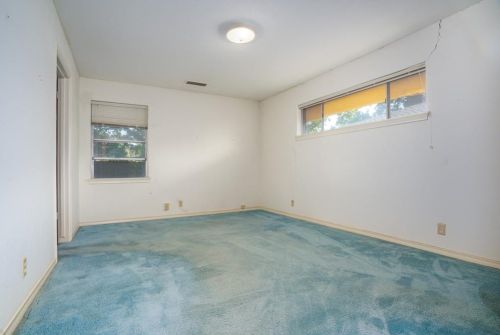 3223 Duchess Trl, Dallas TX 75229-5012 exterior