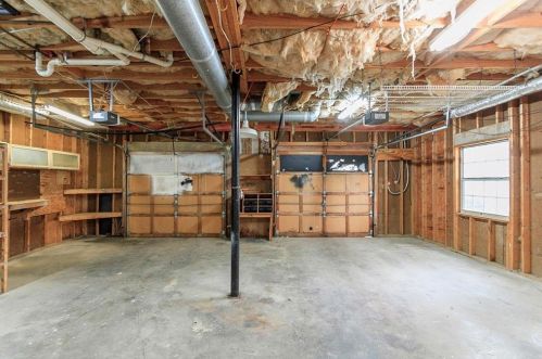 645 Lk Dr, Lithonia GA 30039-6634 exterior