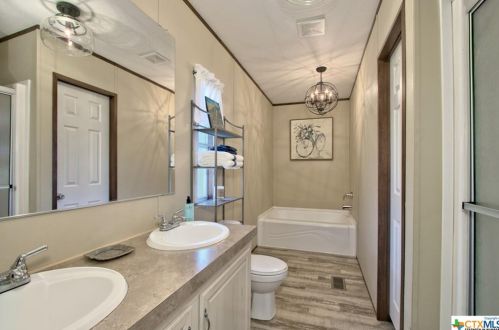 482 Derrick Dr, Spring Branch TX 78070 exterior