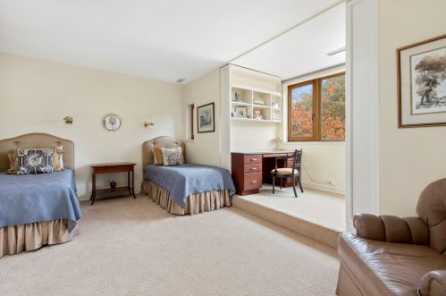 2039 Mohawk St, Chicago IL 60614-4514 exterior