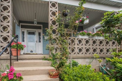 417 Winton St, Pittsburgh, PA 15211-2413