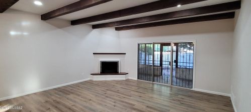 5825 Placita Esplendora, Tucson AZ  85718-4522 exterior