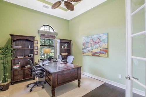 6512 Costa Cir, Naples FL 34113-1702 exterior