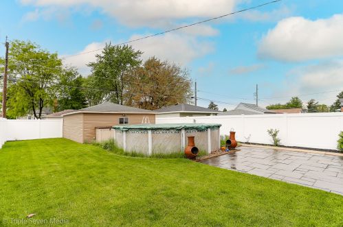 6144 Nagle Ave, Chicago IL 60634-3877 exterior