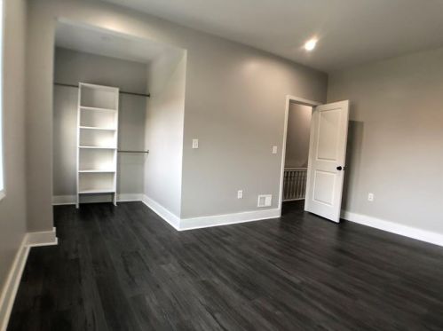 7207 Race St, Pittsburgh PA 15208-1425 exterior