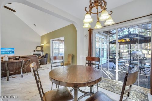 163 Pinecrest Cir, Bluffton SC 29910-7872 exterior