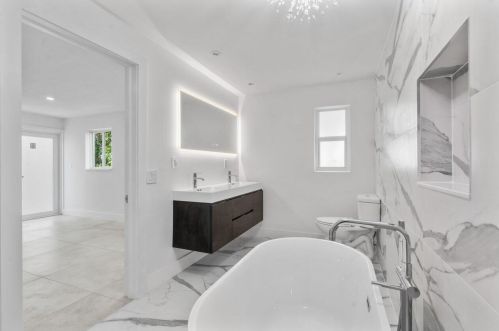 152 27 Ave, Boynton Beach FL 33435-7632 exterior