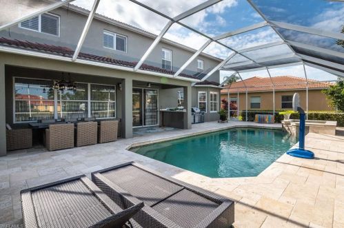 14771 Indigo Lk Cir, Naples FL 34119-4824 exterior