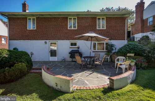 1707 Lansdowne Way, Silver Spring MD 20910-1440 exterior