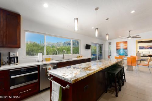 2106 Camino El Ganado, Tucson AZ  85718-4108 exterior