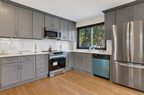 299 Grand St, Mount Vernon NY 10552-2209 exterior