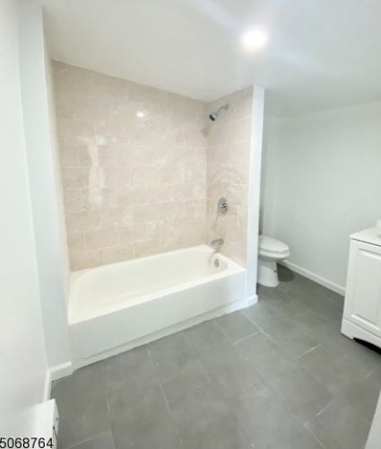 16 Jefferson St, Paterson NJ  07522-1747 exterior