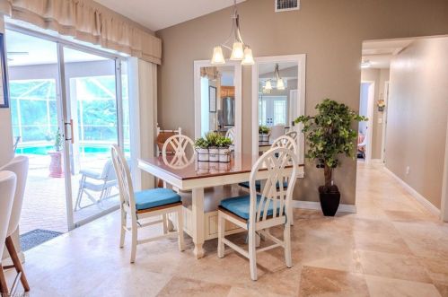 1221 31 St, Naples FL 34117-3102 exterior