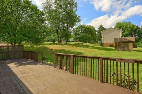 275 Allison Rd, Gibsonia PA 15044-7817 exterior