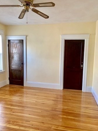 87 King Philip Rd, Worcester MA 01606-2363 exterior