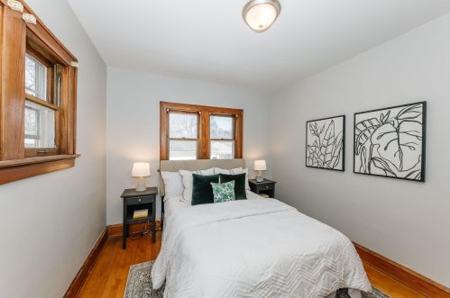 6232 Richmond Ave, Milwaukee WI 53210-2142 exterior