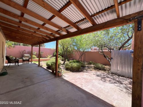 209 Lester St, Tucson AZ 85705-6551 exterior