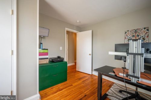 329 Clifford Ave, Alexandria VA 22305-2709 exterior