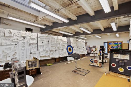 1005-07 2nd St, Philadelphia PA exterior