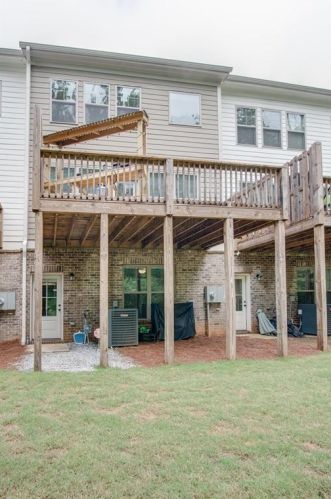 2422 Misty Hollow Pl, Atlanta GA 30337 exterior