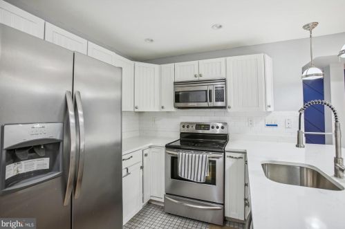 2216 1st St, Washington DC  20001-1016 exterior